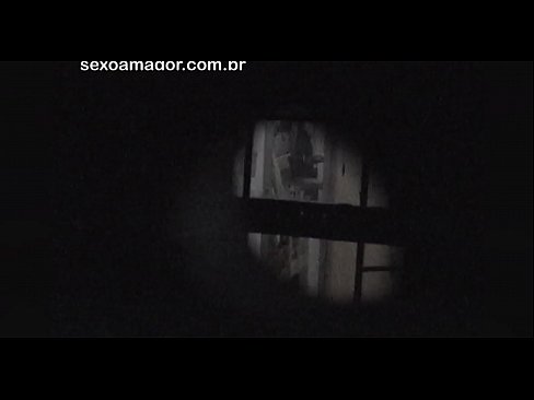 ❤️ Si Blondie ay lihim na nakunan ng video ng isang voyeur ng kapitbahayan na nakatago sa likod ng mga guwang na brick ❤ Fucking sa tl.xxx050890.ru ️❤